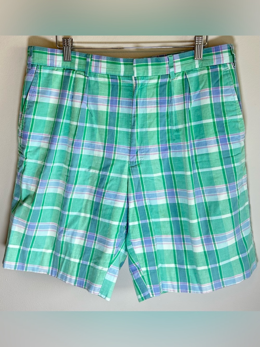 English Sports Shop Bermuda Men’s Shorts Size 36 Plaid Pleated Cotton Vintage